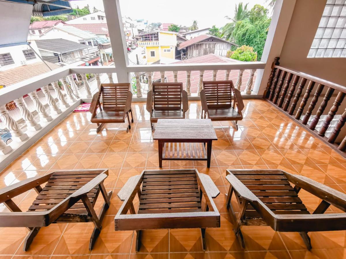 Sabaydee Guesthouse Ban Houayxay Exteriör bild