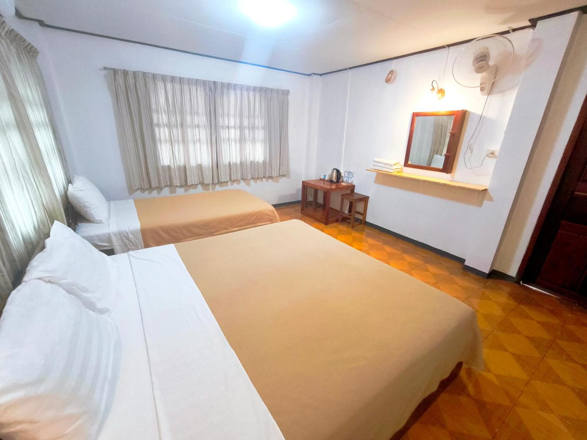 Sabaydee Guesthouse Ban Houayxay Rum bild